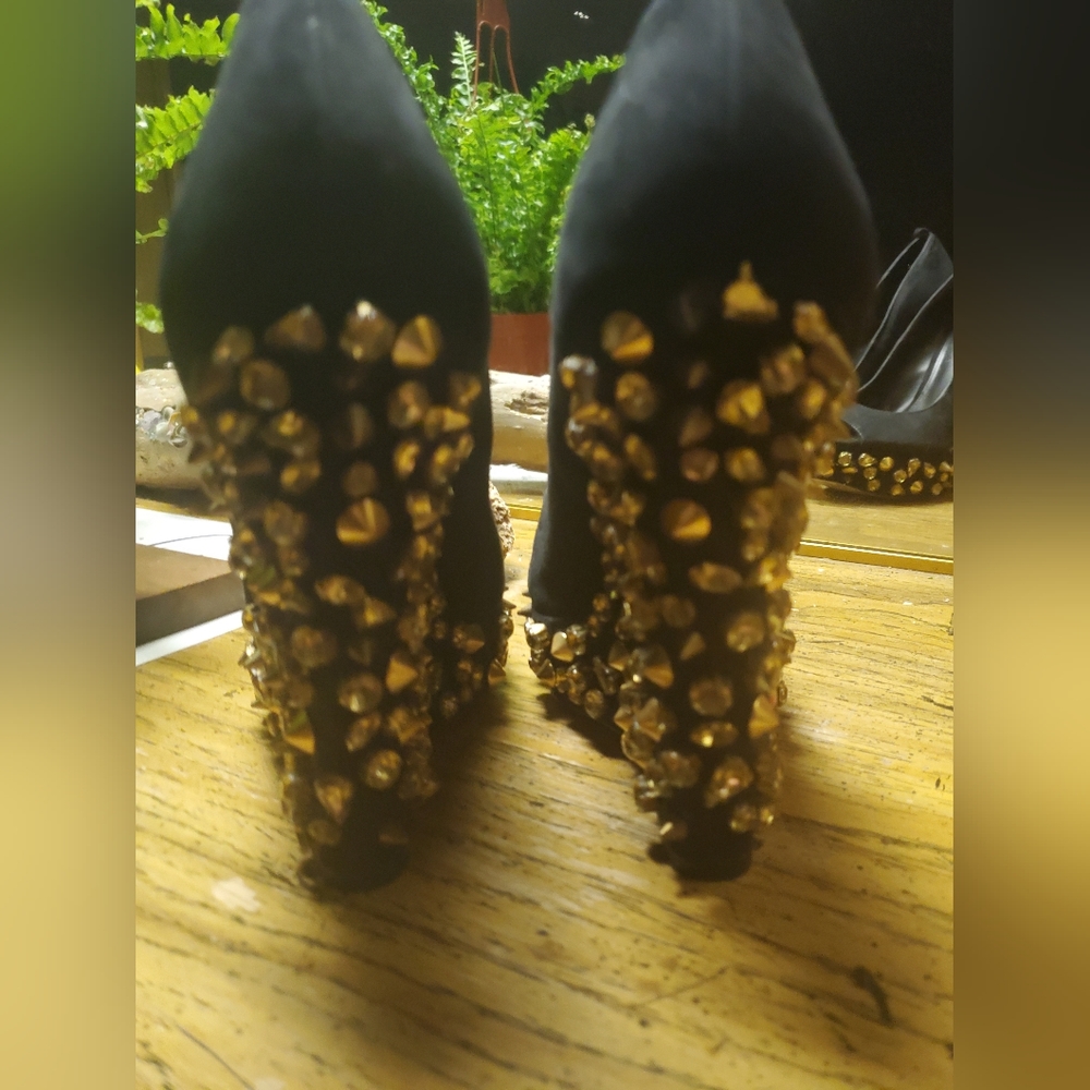 CARVELA BY KURT GEIGER Gold Studded Spikey Y2K  Suede Wedges - 6.5 - Picture 3 of 5